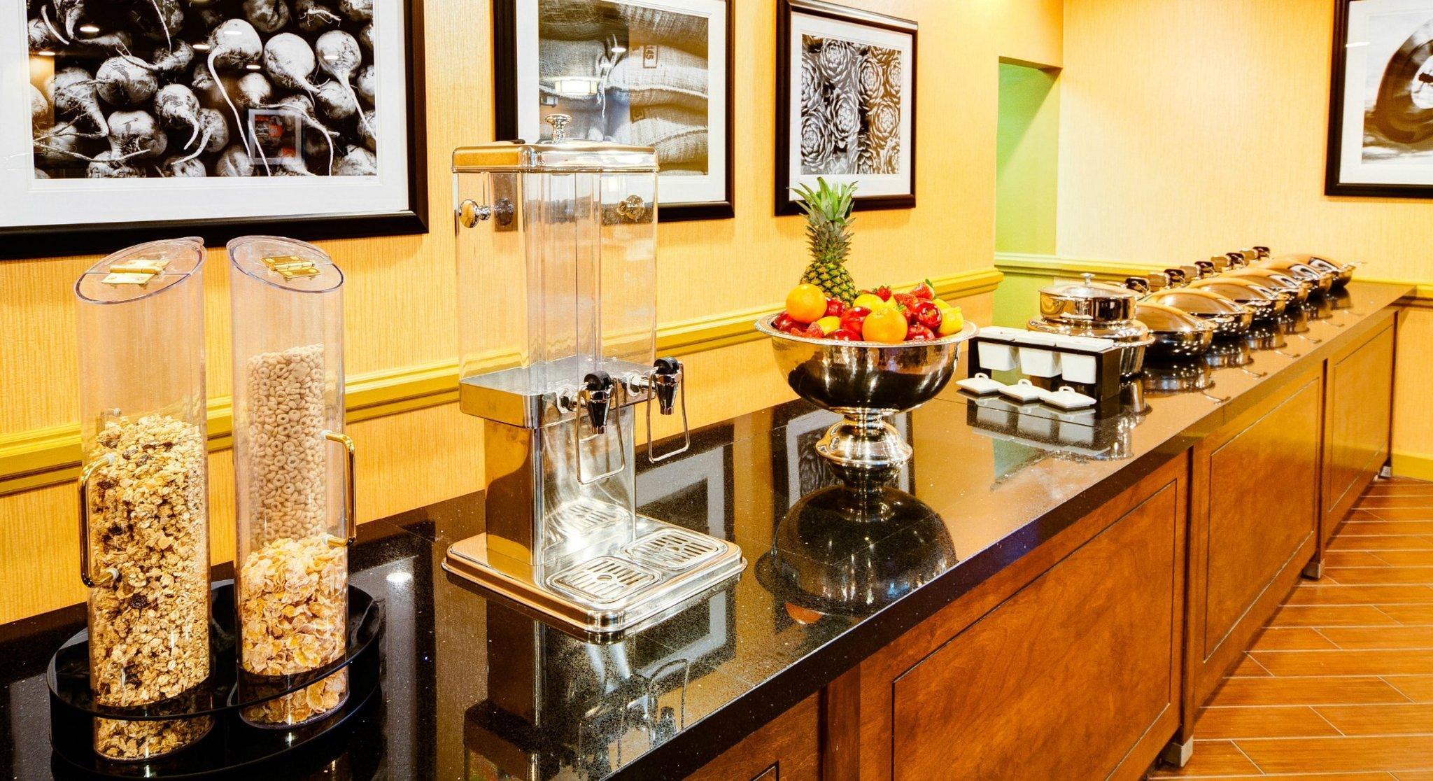 Brandywine Plaza Hotel Claymont Dış mekan fotoğraf